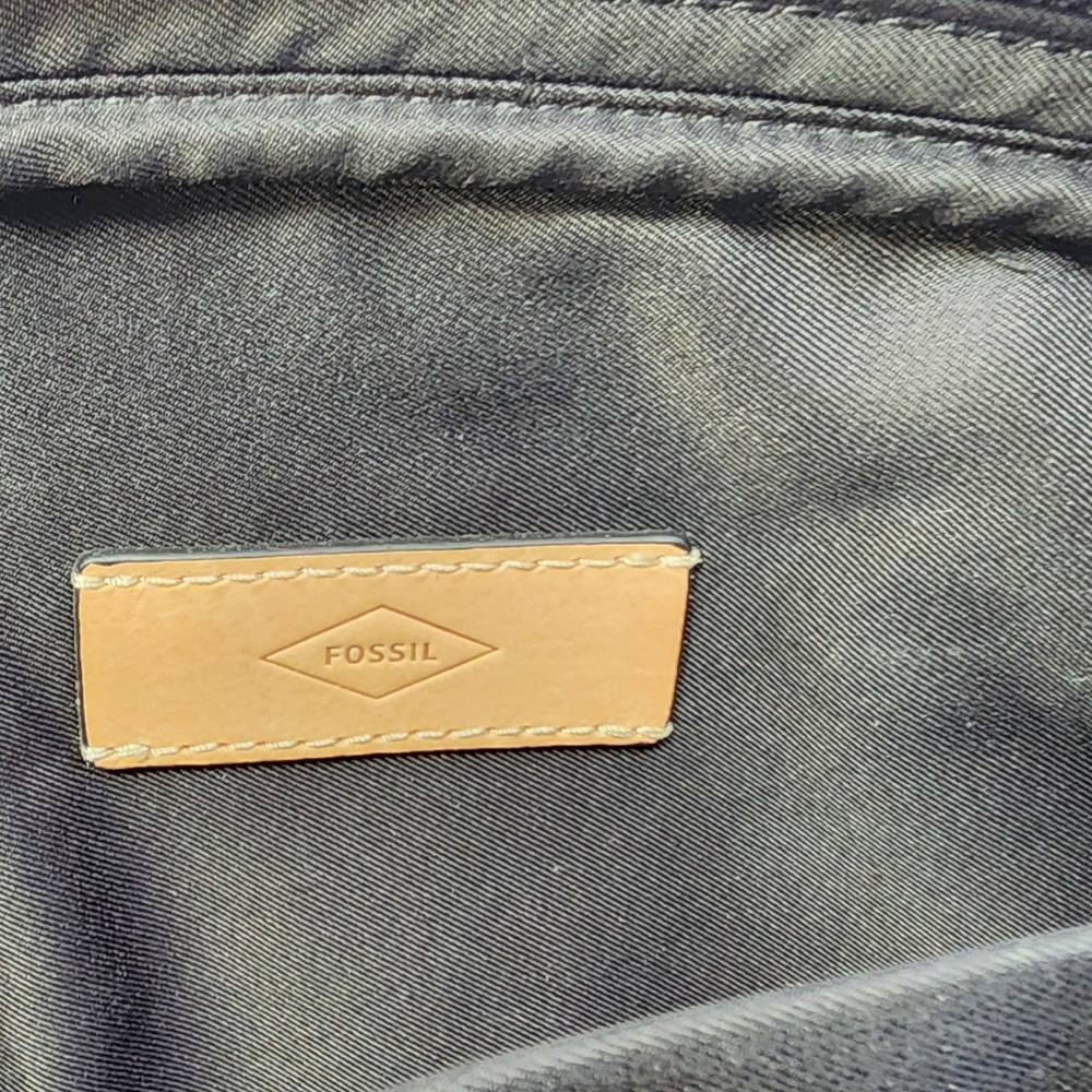 Fossil Men's Sport Buffalo Hide leather courier/messenger bag color Black NWOT - Picture 13 of 17